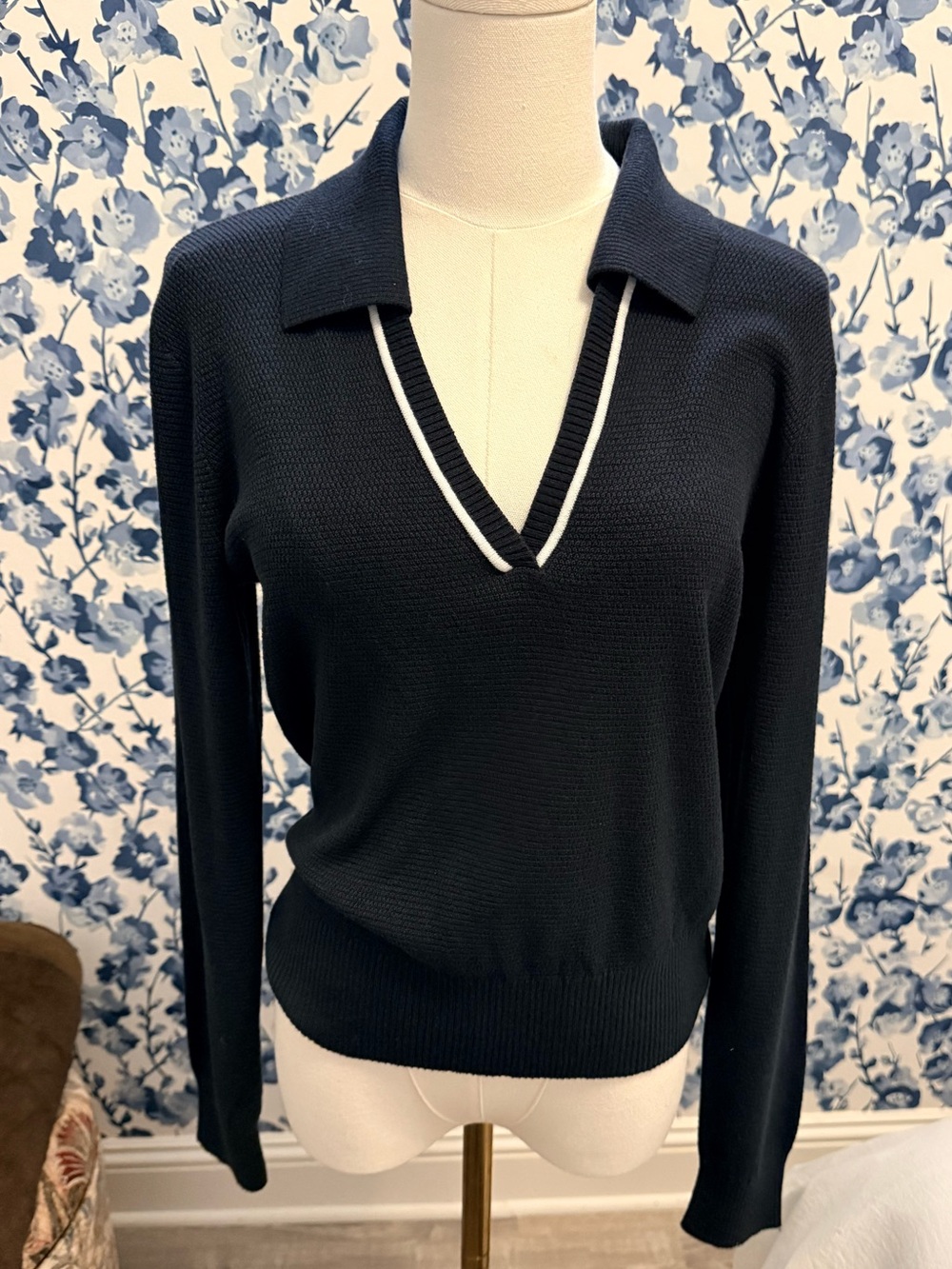 RHONE Black V-Neck Polo Sweater with White Trim -Sz Small